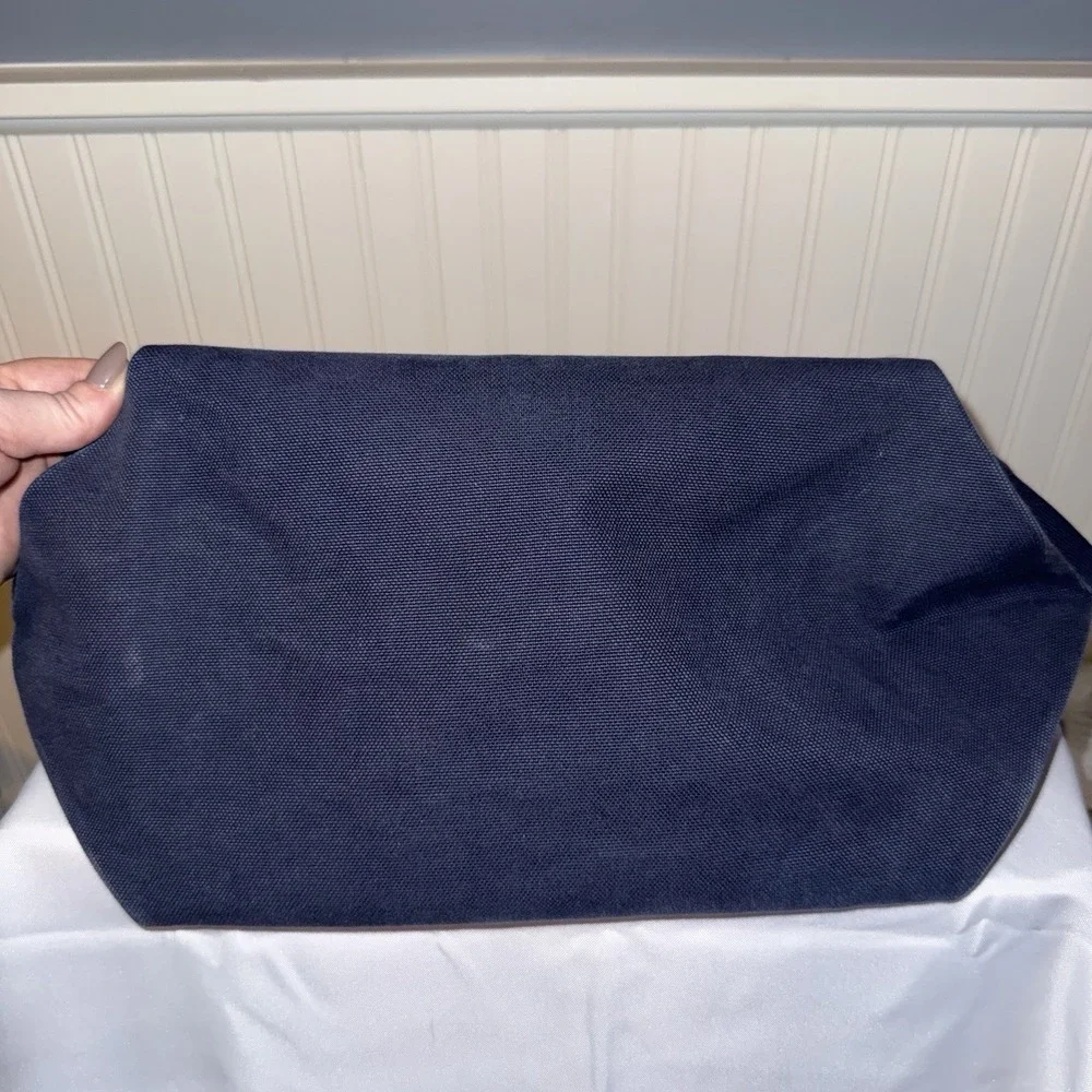 The Unbranded Brand royal blue